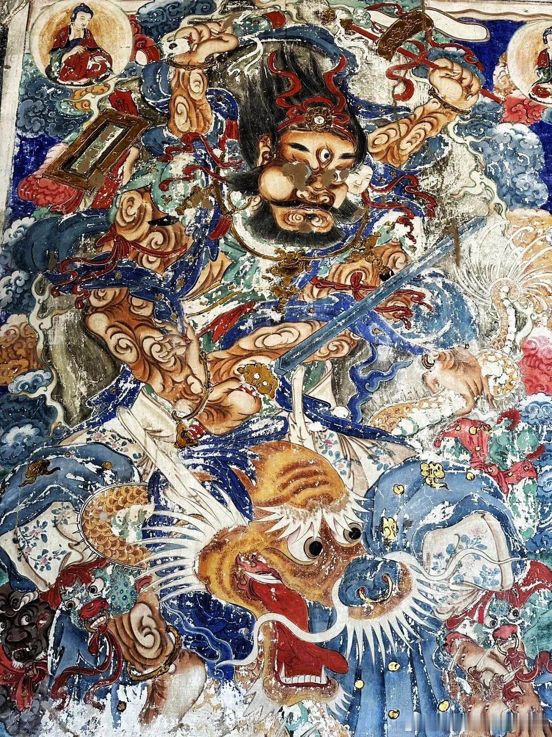 #约会博物馆##带你看展览# 山西大同荆庄大云寺明代十大明王壁画中的大宝剑 ​​