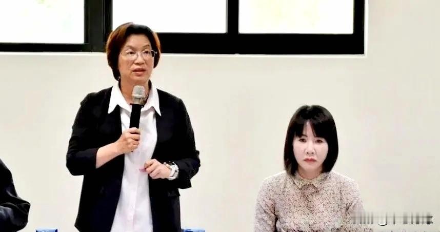 没想到，郑丽文三度赴彰化辅选，王惠美仍然没出席同台。
据台媒披露，中国国民党主席