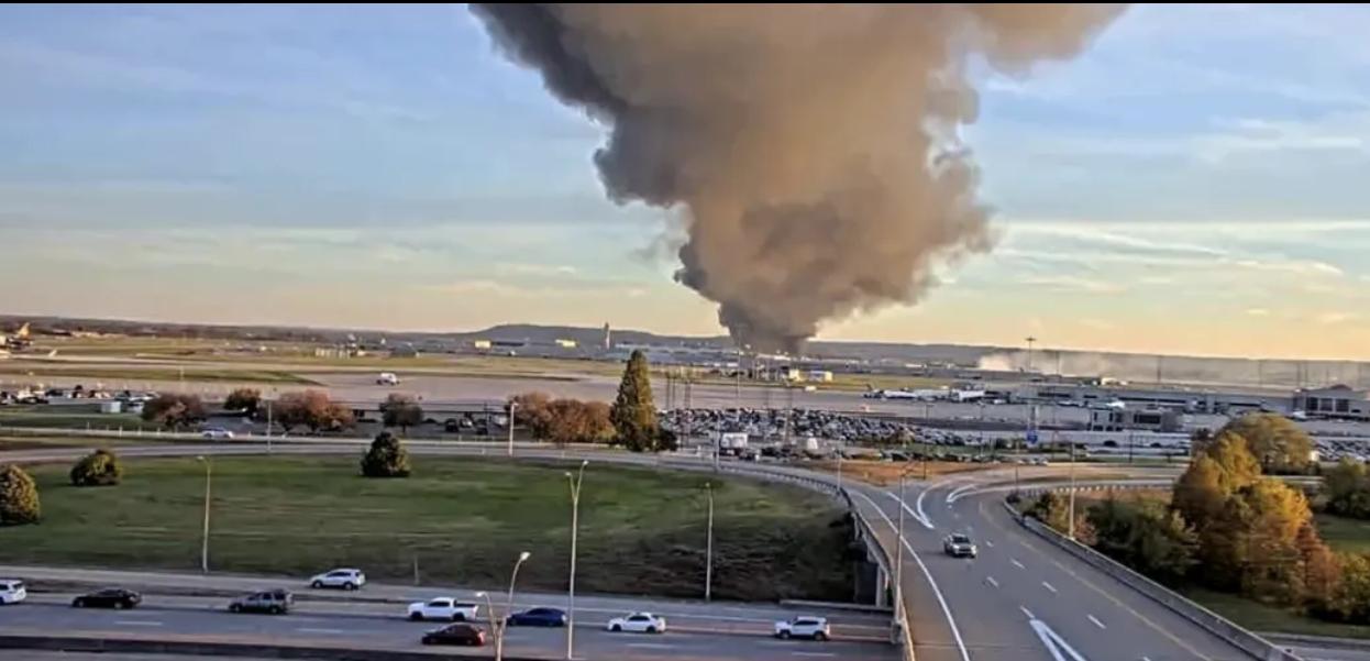 美国肯塔基州刚刚上演了一出真实版“死神来了”！一架UPS的麦道-11货机，昨天在