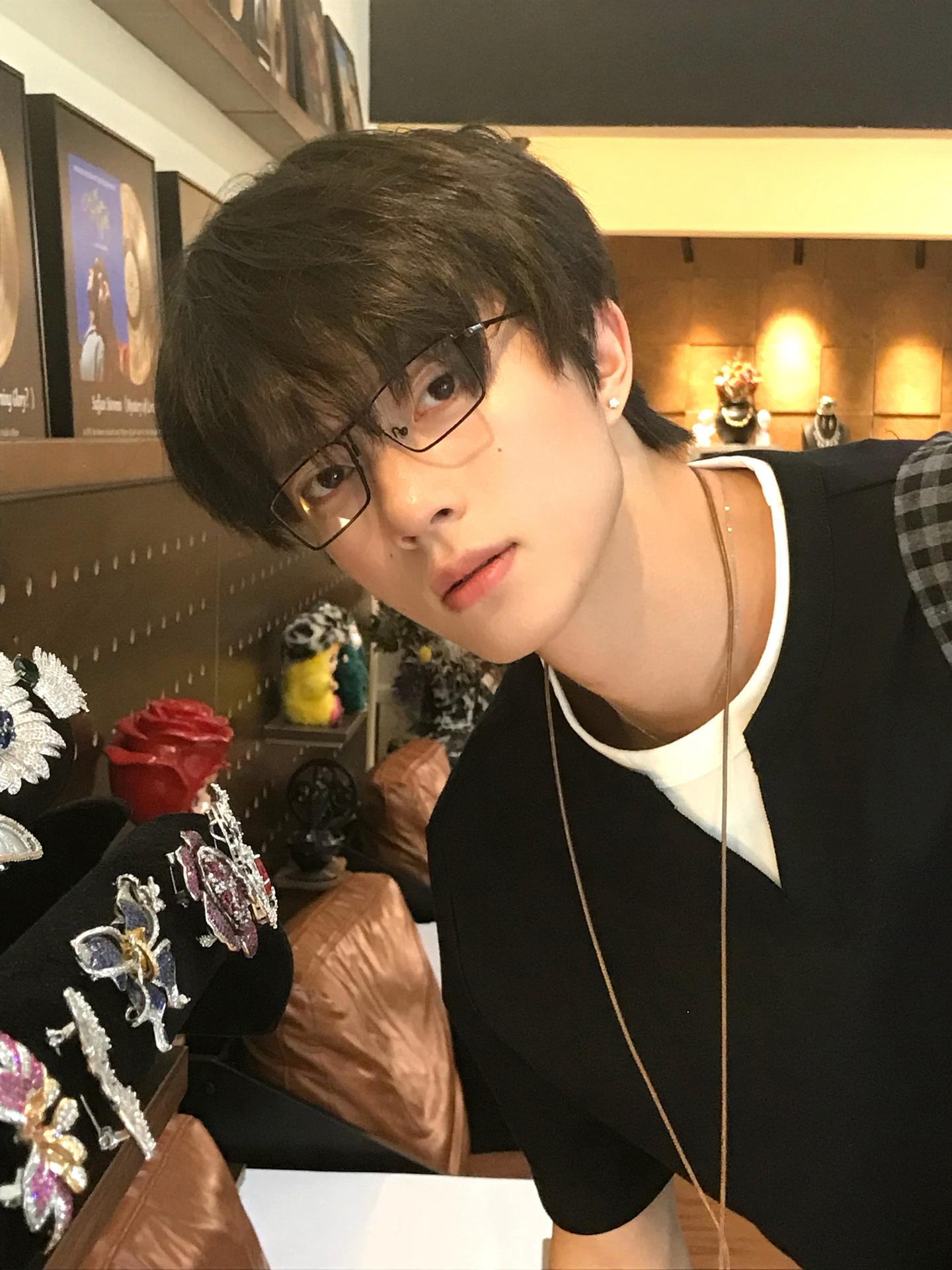 你愿意给予我永远站在你身边的权利吗