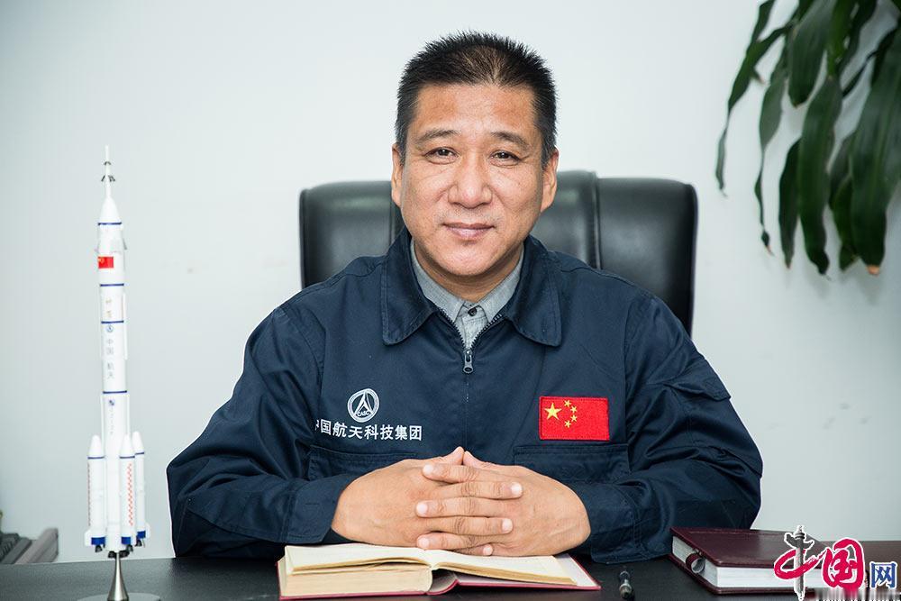 两代神箭接力拓星海！总师张智，守好空间站天梯，奔赴载人登月新征程
 
张智，中国