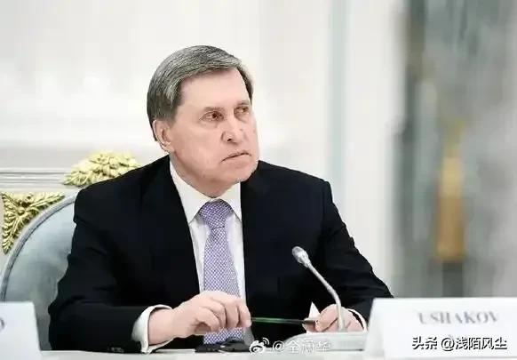 俄罗斯总统助理乌沙科夫披露，普京在特朗普80岁生日当天致电祝贺，通话长达55分钟