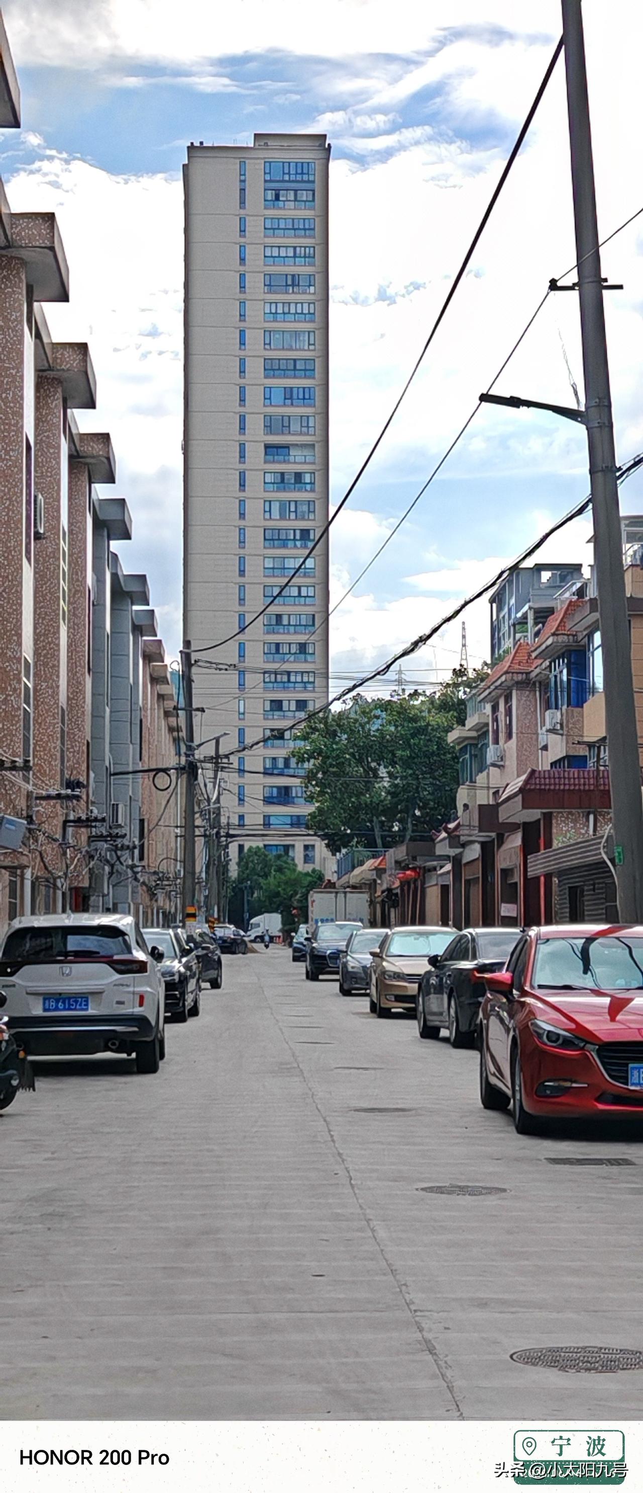 宁海县老城区建造高层住宅楼，看上十分突兀
