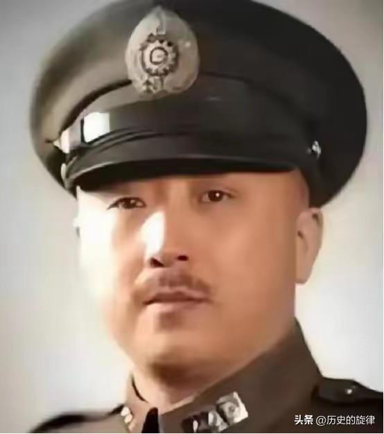 1949年最精妙的保护！毛主席将卫立煌列为头号战犯，多年后众人才懂高明布局
 