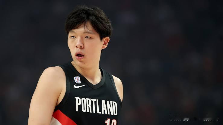 NBA情报局10月10日讯

苏群爆料明年NBA中国赛开拓者对阵步行者，杨瀚森将
