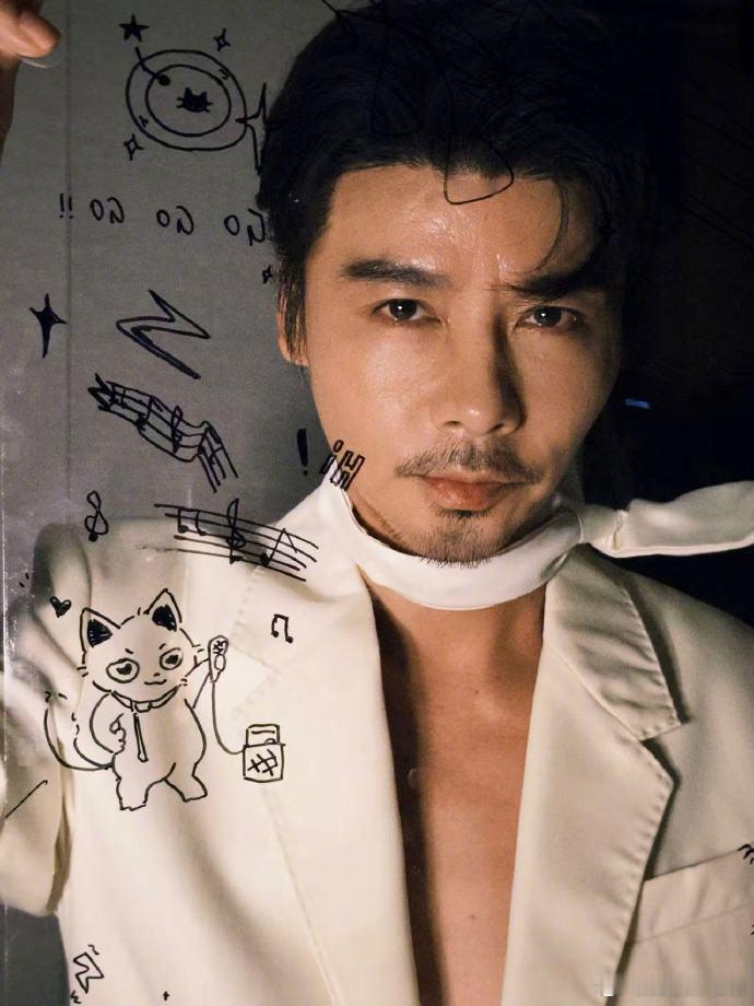 演艺界的武术奇才respect张晋心脏做了支架 ​​​