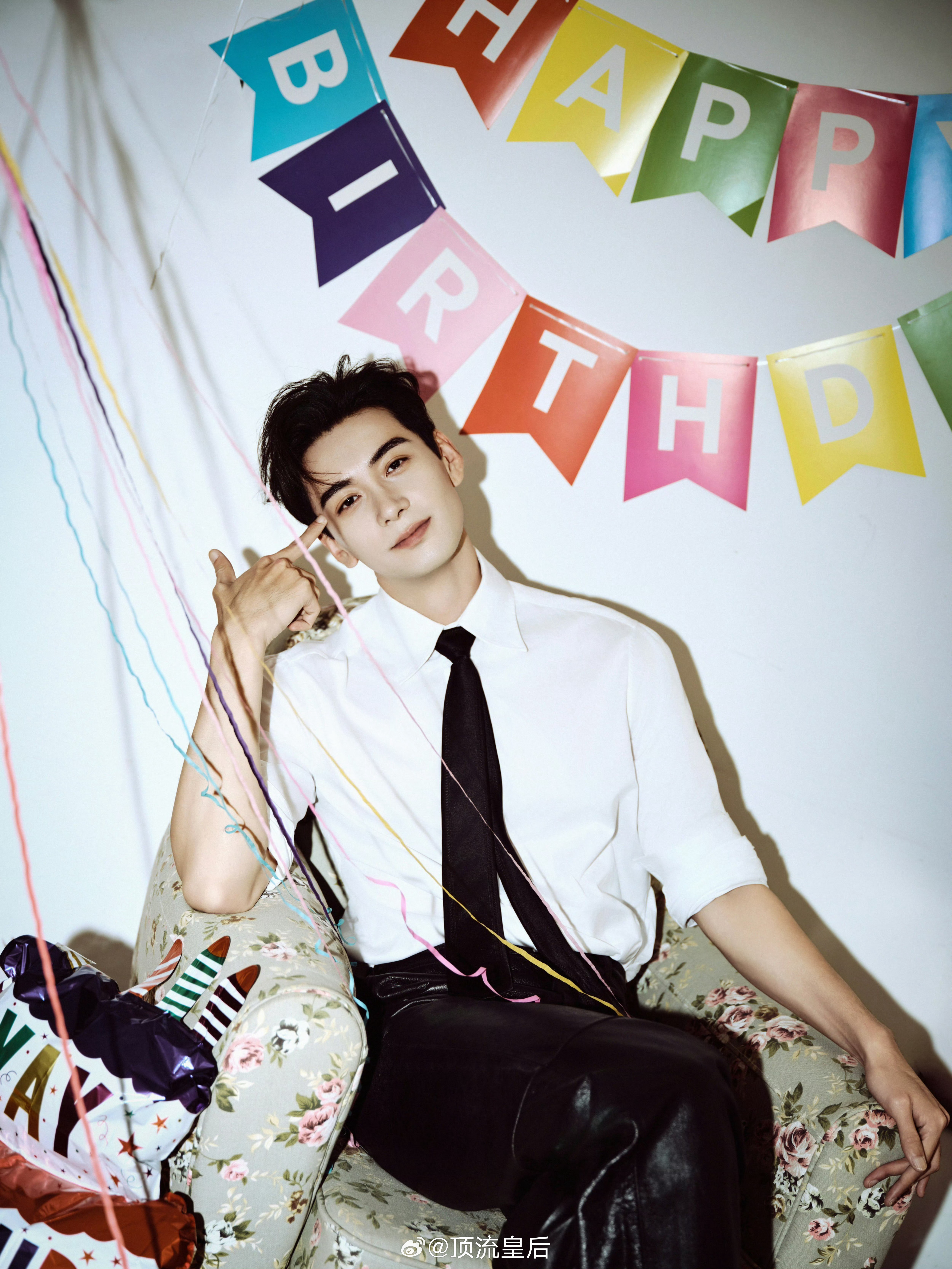 祝陈星旭生日快乐，颜值身材都很拿得出手的帅哥多营业呀。