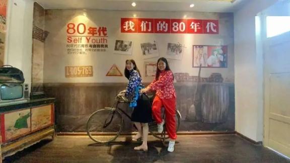 一位经济学家指出："如今最严峻的问题，已不再是 00 后不愿结婚、90 后不肯生