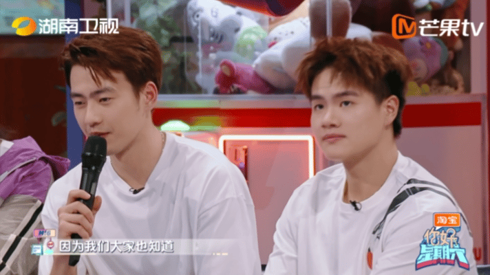#王昶说和梁伟铿配队意义重大#王昶提到之所以对梁伟铿唱《感谢你曾来过》，是感谢队