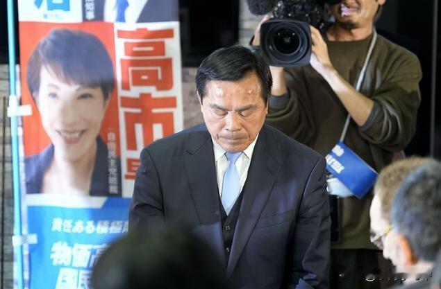 执政半年步步激进！高市早苗疯狂扩军修宪、拜鬼挑衅，内忧外困下日本走向何方？
 