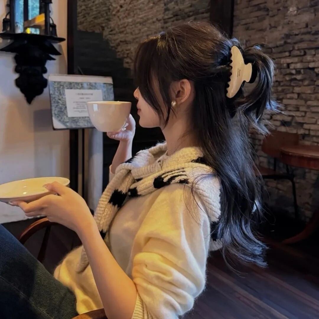 ᴗ•͈♡㊖㊖⁹⁹⁹🧳 ✧.*贪财又好色 肤浅且快乐愿我家财万贯 高薪常伴 