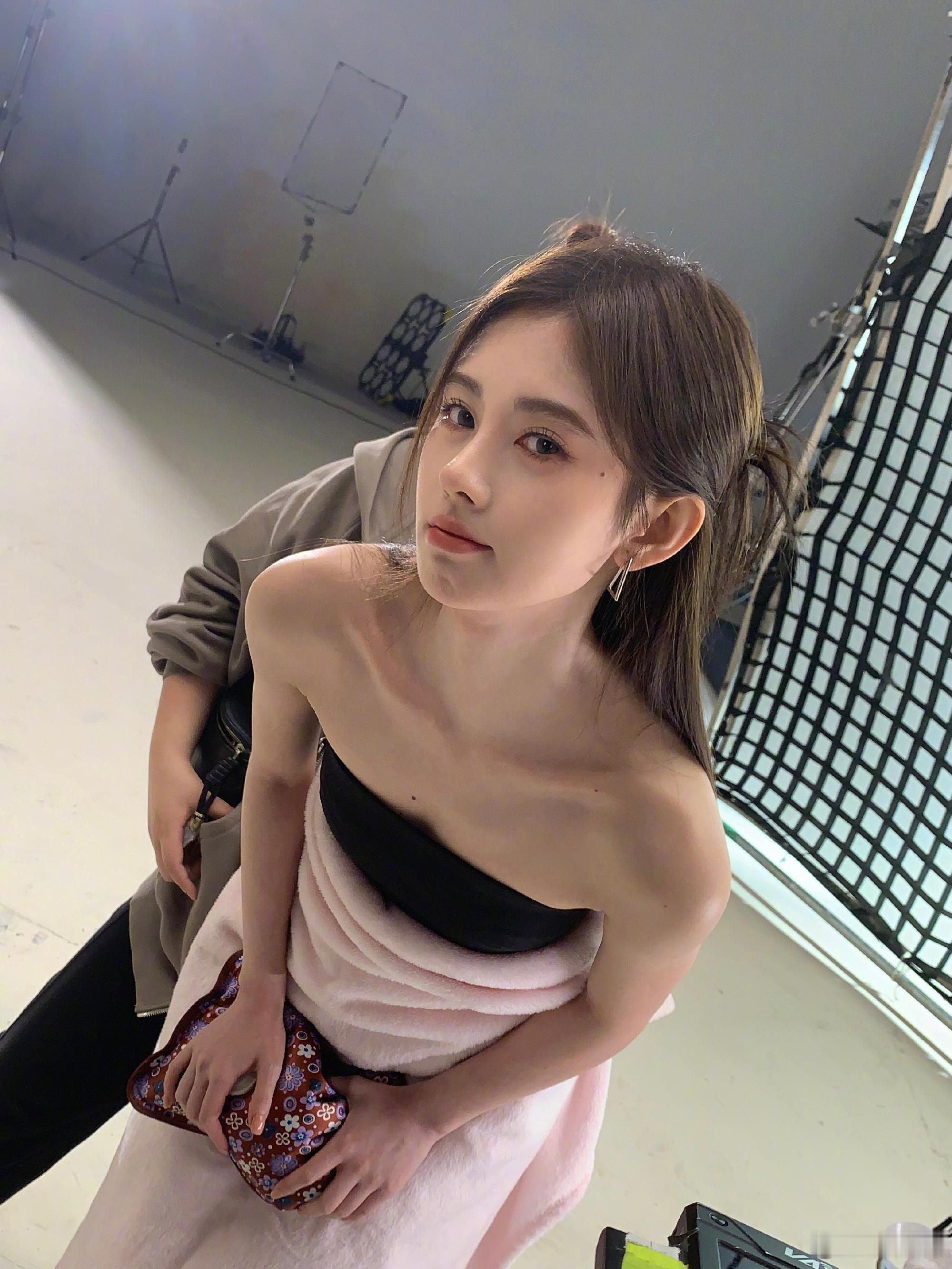 鞠婧祎给鞠婧祎的七夕星河情书  「蜜橘的星河」营业中