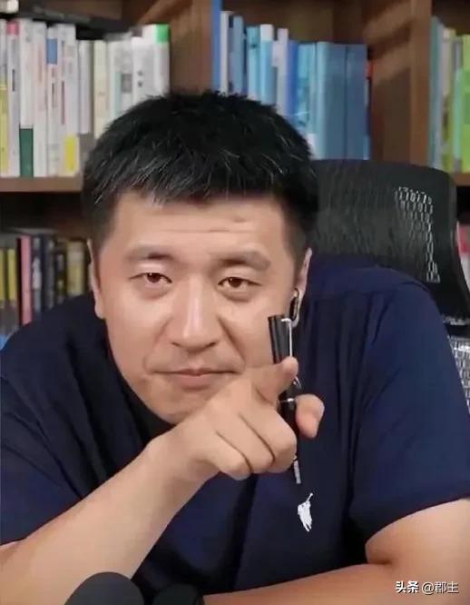 毕业即失业，这句话现在真的深有体会。
我侄女，大学毕业，考研究生失败，之后就出来