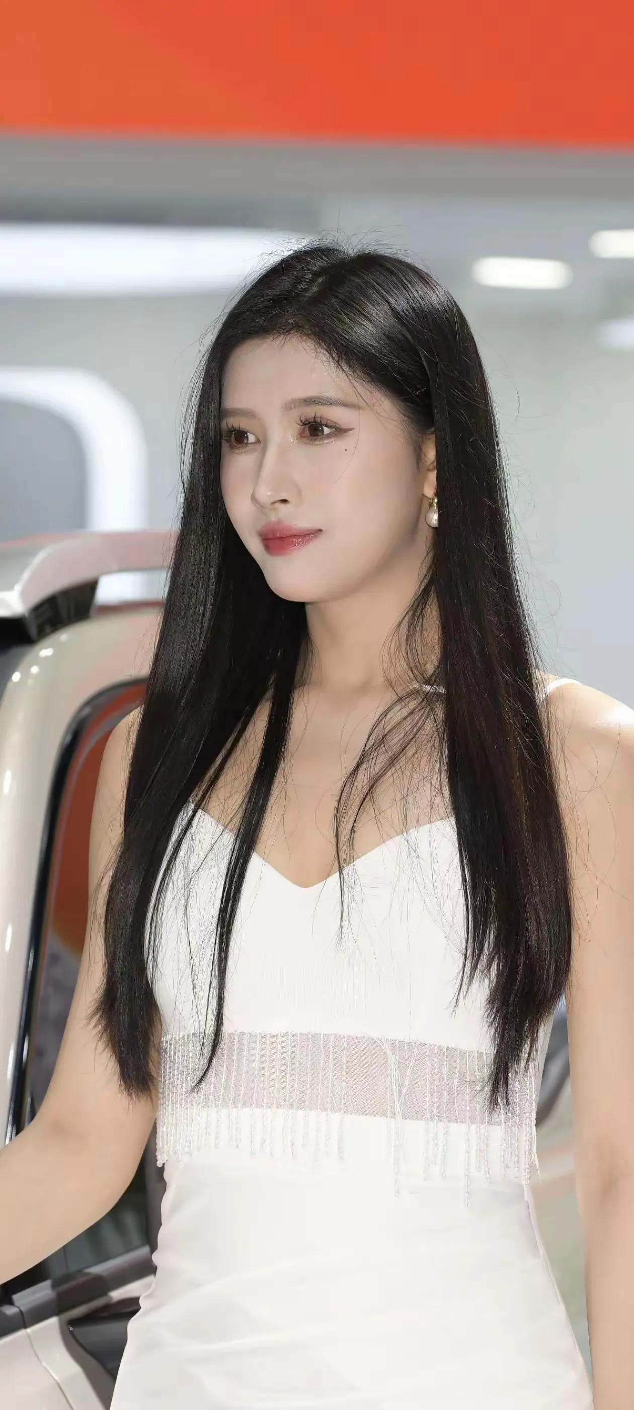 美女车模 你喜欢模特吗车模 广州车展车模