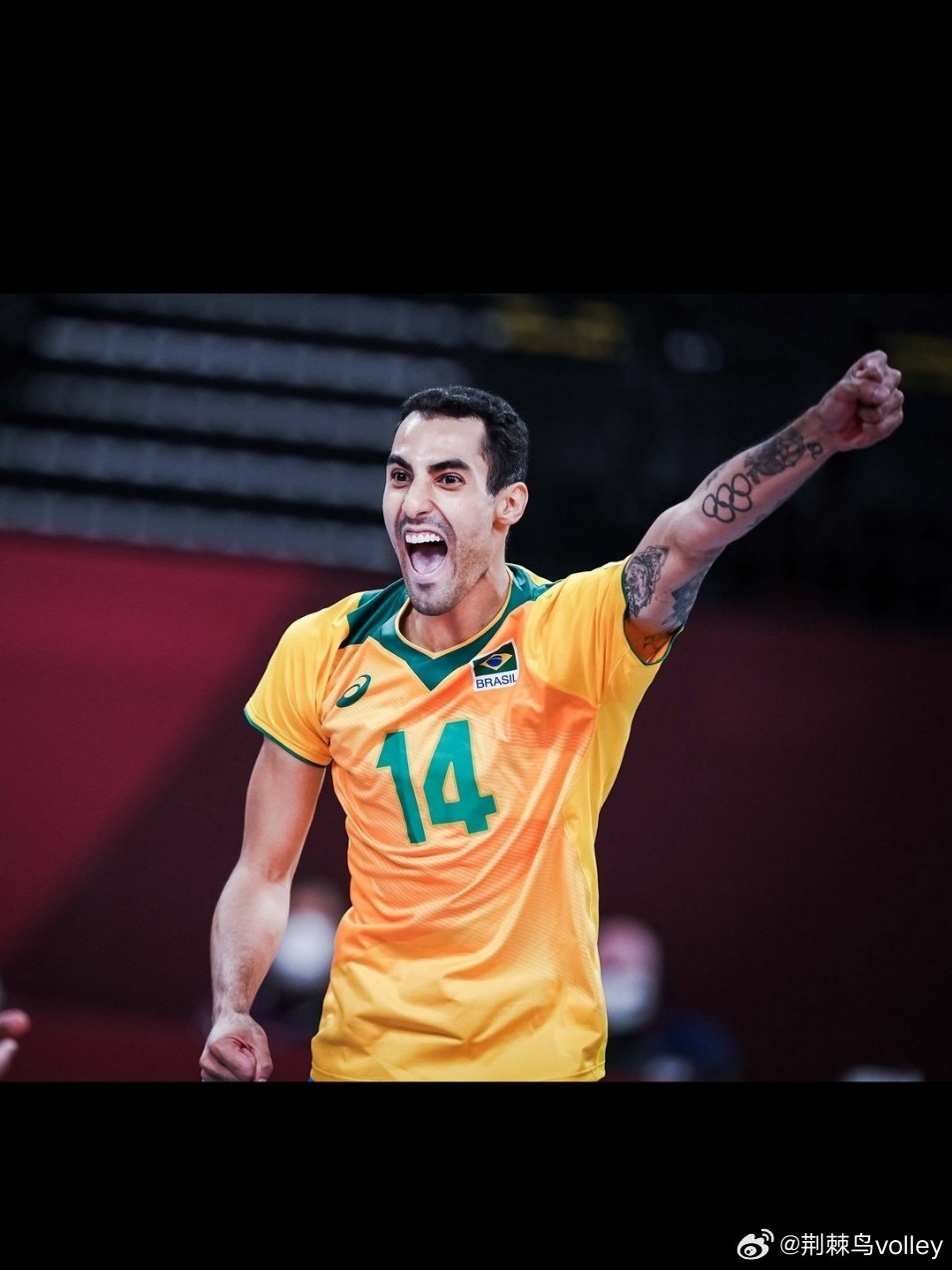 道格拉斯·索萨重返巴西国家队！经过与贝尔纳多·雷森德的长时间谈判，30岁的道格拉