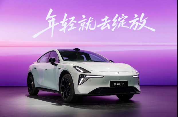 深蓝L06搭载的DEEPAL AD Max智能驾驶系统，采用了一段式端到端智能辅