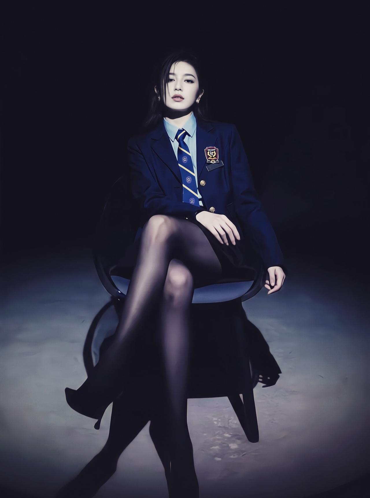 黑丝御姐，绝美女神气场！