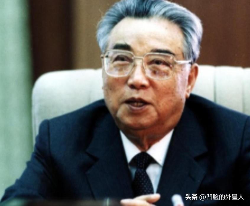 1958年2月，金日成再次致电毛主席，电报内容很简单：希望志愿军撤出朝鲜，毛主席