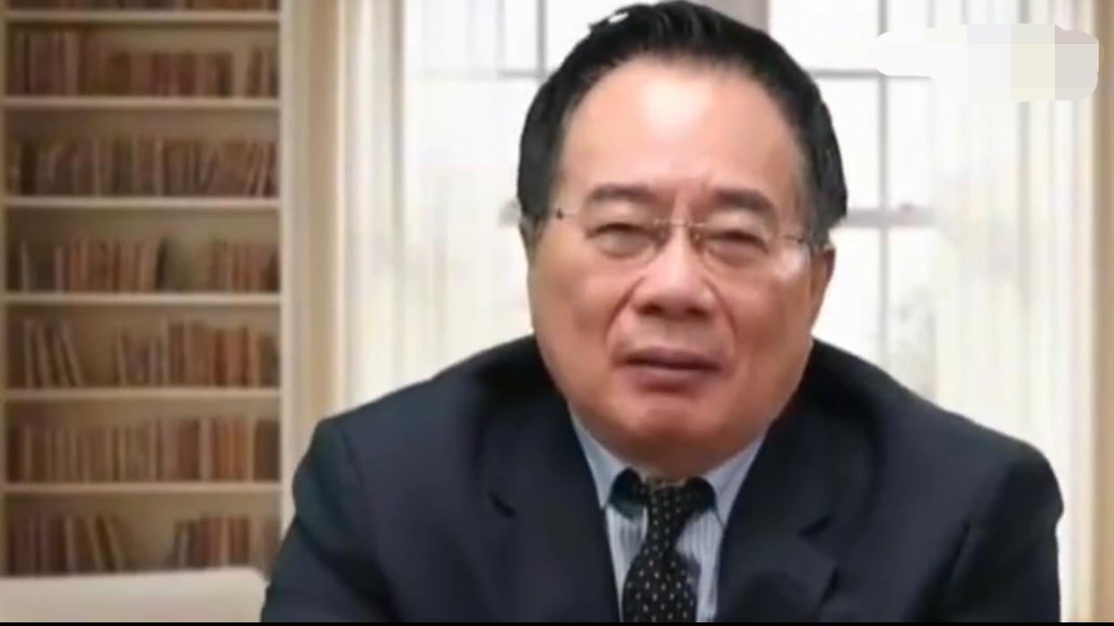 台湾蔡正元表示：大陆有些人很卑劣，他们想要在美国和澳大利亚获得居留权，就反过来说