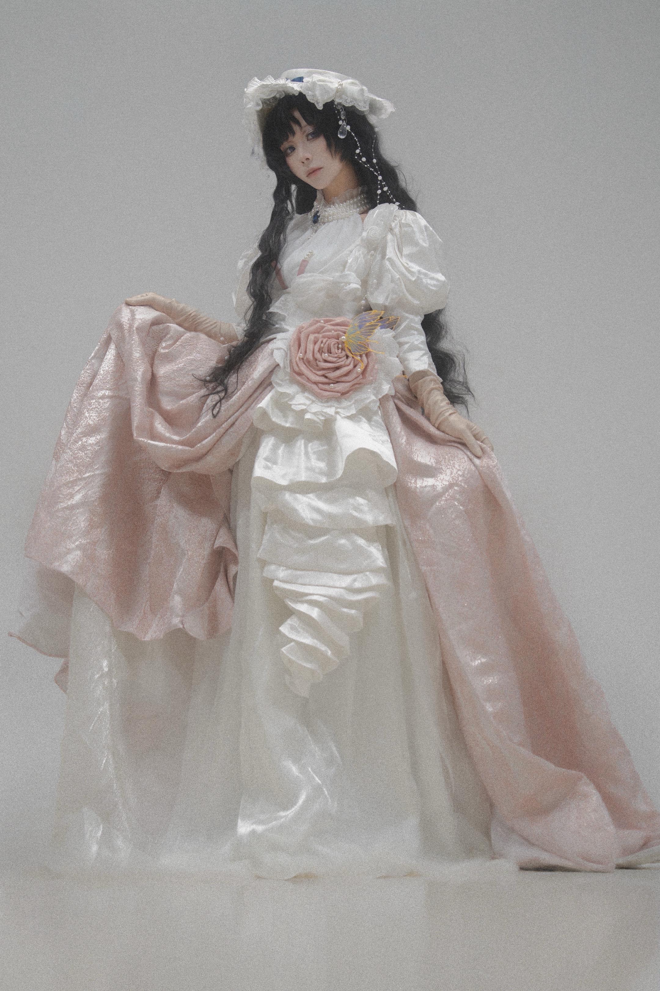 “敲响那窄门” 出镜coser:  灯神棚主：  摄影后期：我