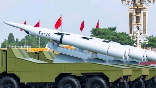 鹰击-19 是全球首款采用超燃冲压发动机的潜射高超声速反舰导弹，具有隐蔽发射，高