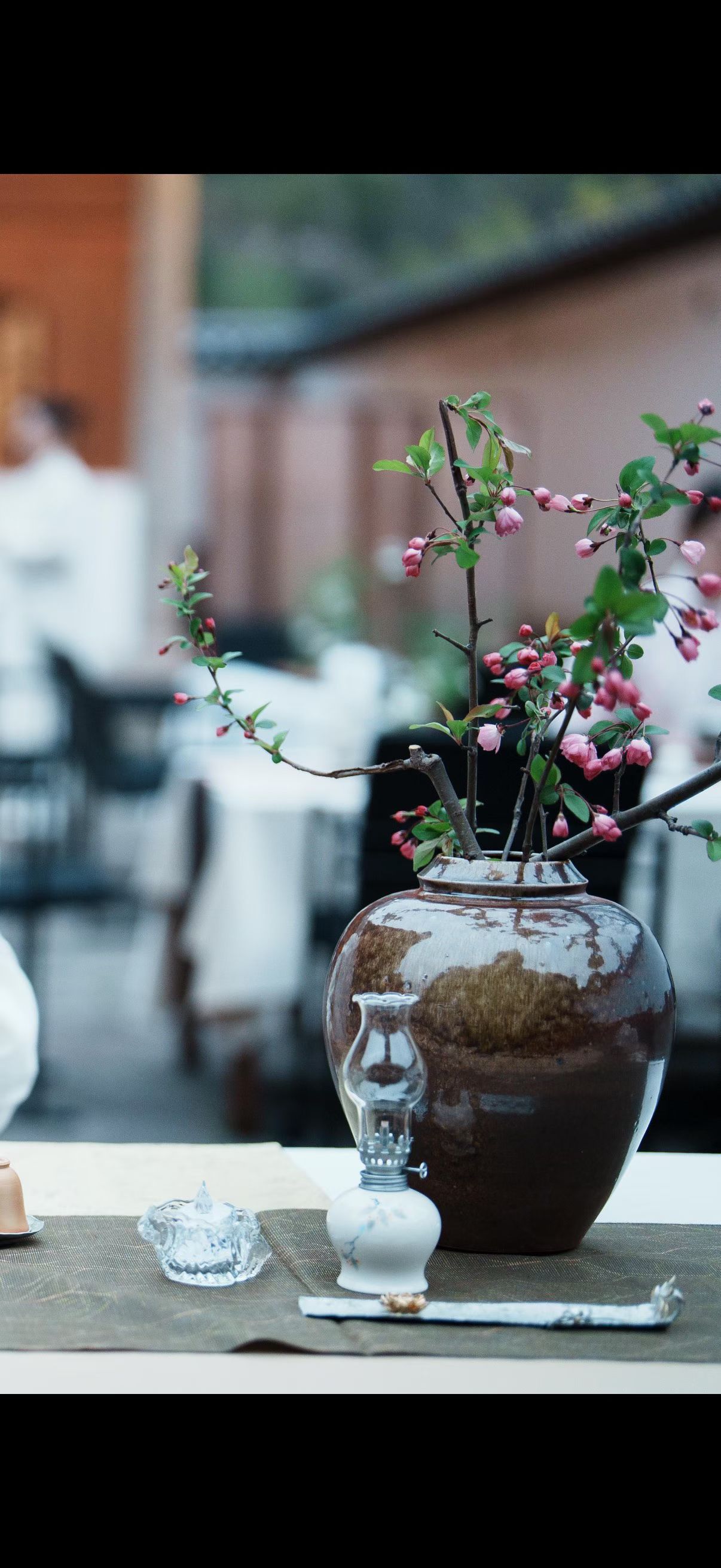 生活不是对抗，是和解，和自己，和时间，和所有不完美。 