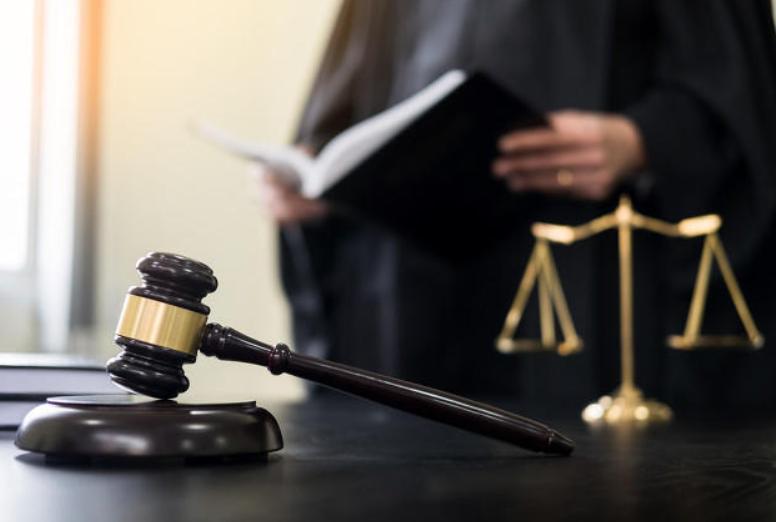 深夜猝死女友家！甘肃甘谷五旬男子饮酒后发病，法院一纸判决惊醒所有同居情侣：10%