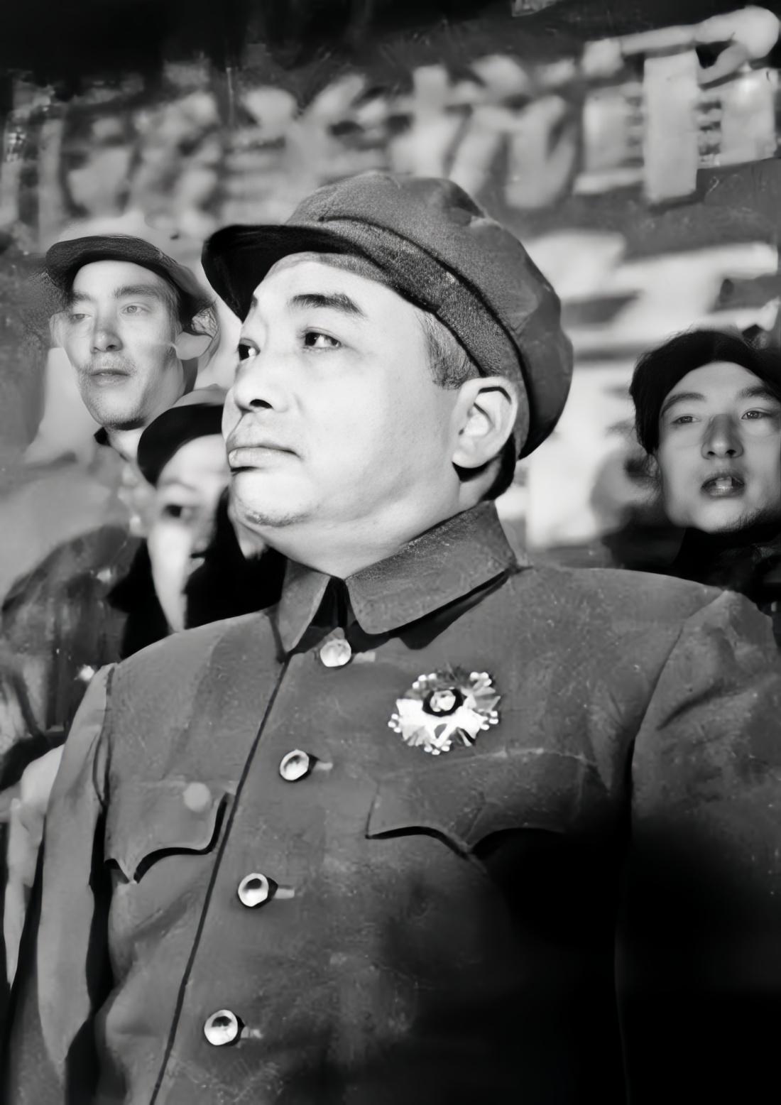 志愿军酝酿第六次战役，将士们士气很高，第47军军长曹里怀是一员虎将，他拍着胸脯说