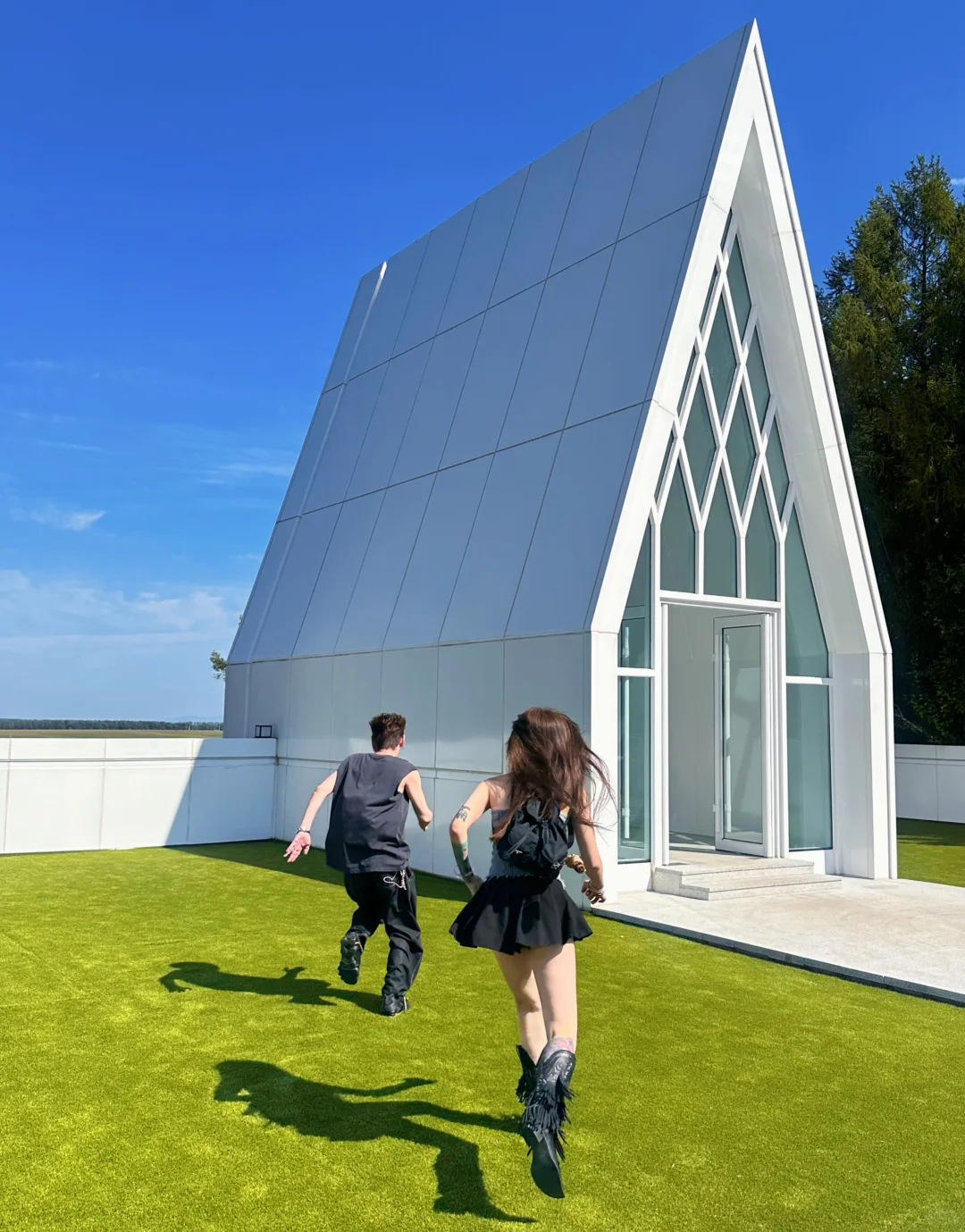 来万宁了！！像长春似的…这个露营地美疯了🥹