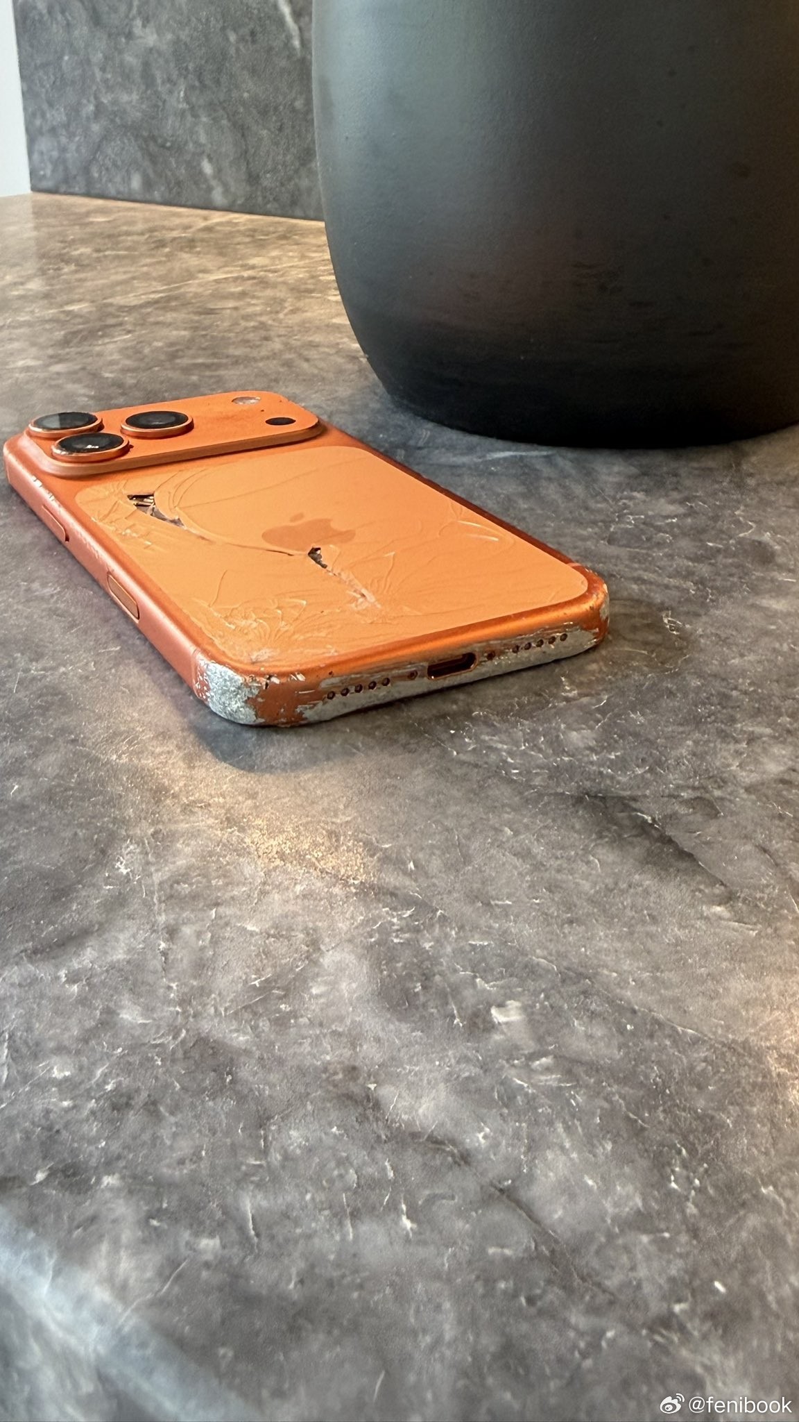 iPhone 17 Pro Max 叙利亚战损成色，哈哈哈哈 ​​​