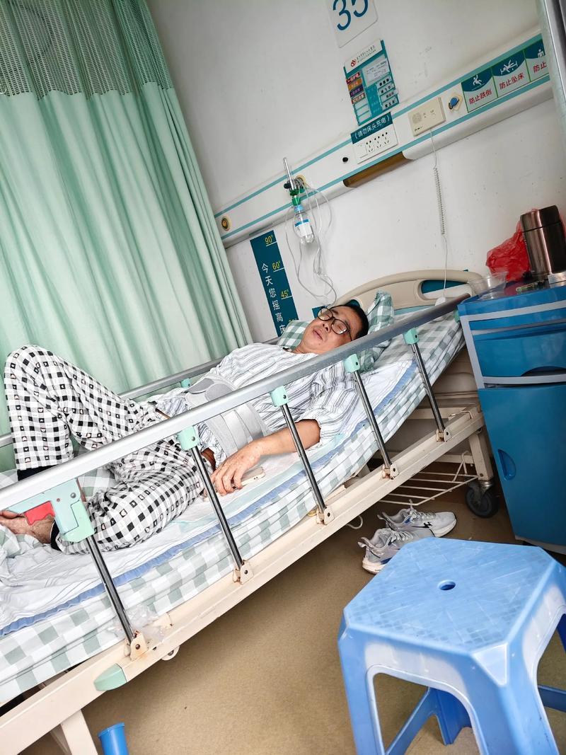 3月20日河南商丘传来的消息，让无数打工人心头一紧。小小感冒竟能将人推入绝境，这