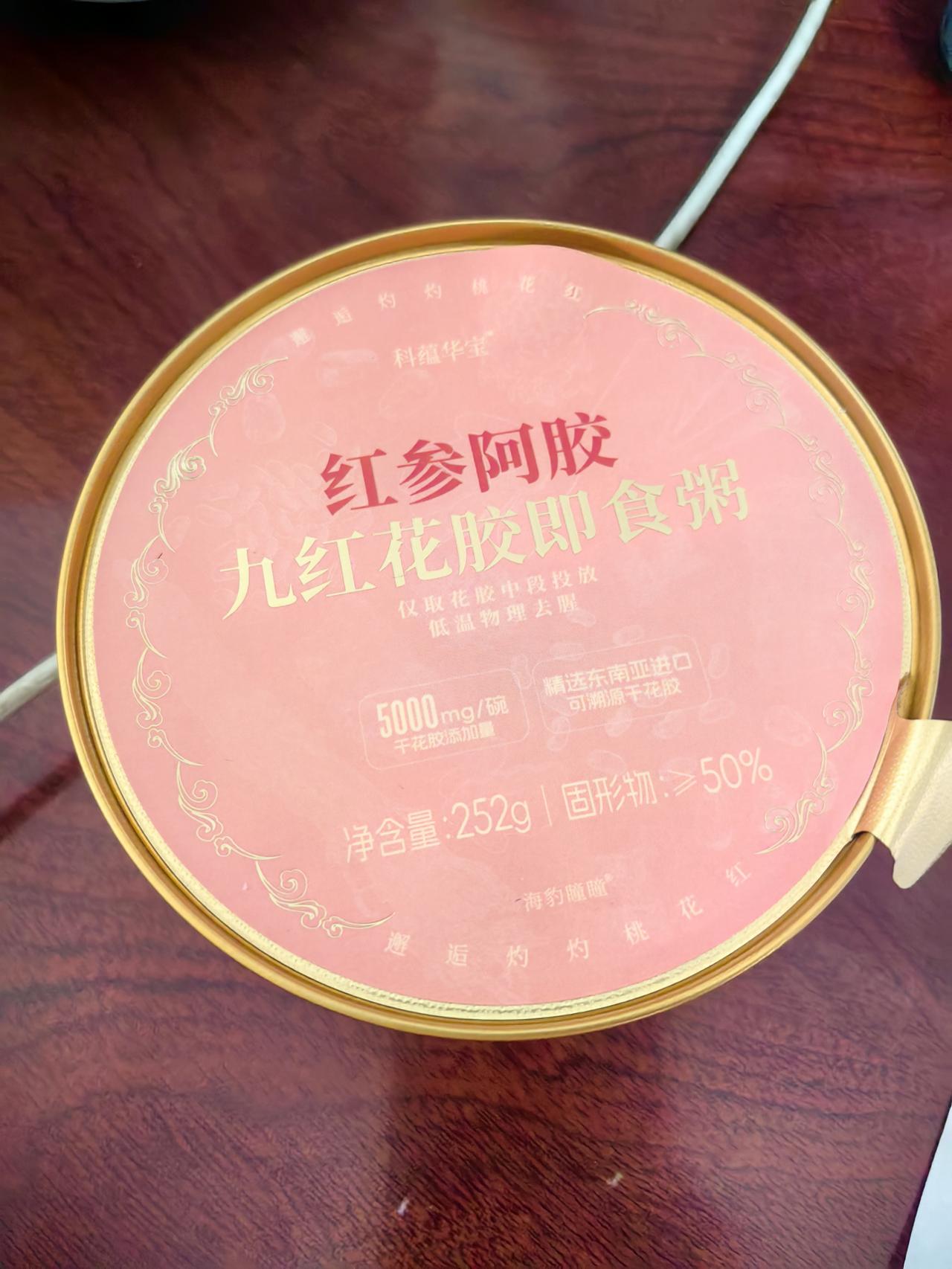 树懒🦥是地球上动物当中躺平的典范！
​把自己的肉进化的特别难吃，还非常臭，没有