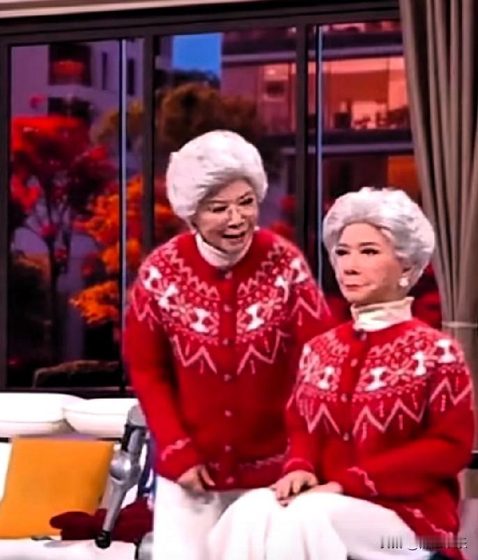 谁能想到？1996年的春晚节目中蔡明扮家庭陪伴机器人，那时大家觉得机器人陪老人聊