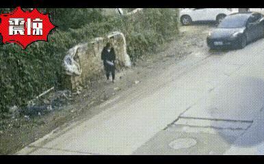 看这样俩人应该是不认识的，遇到这种情况保险公司能赔吗