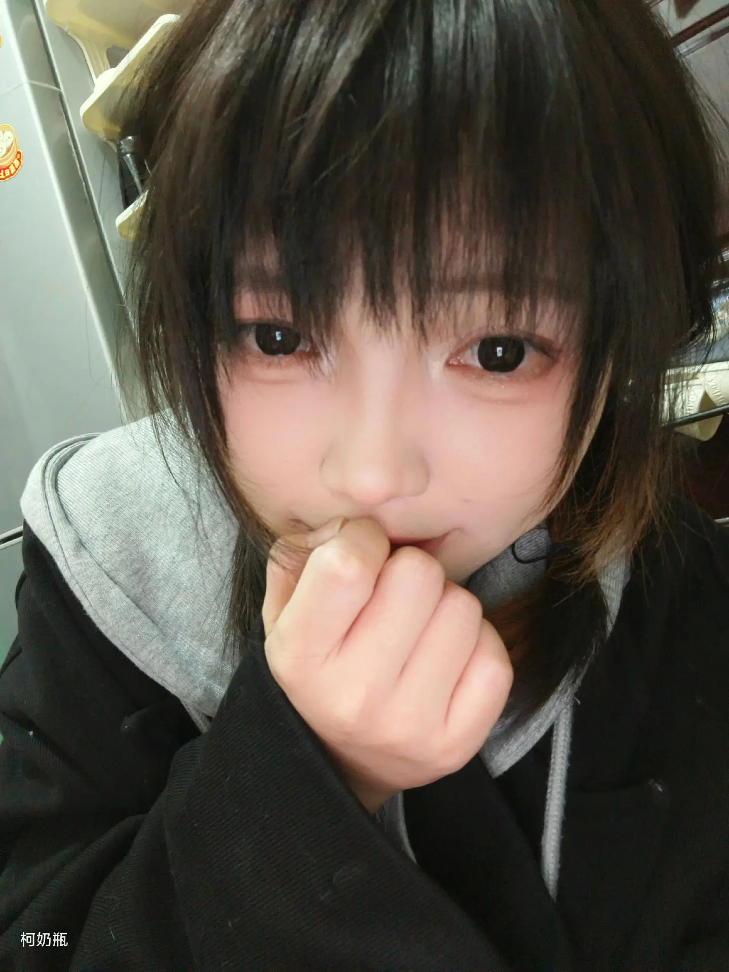 疑似8+1后的臭美。