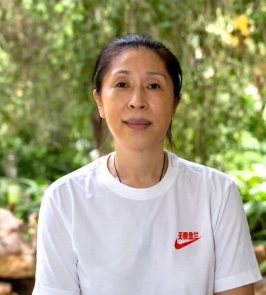 中国女篮主教练郑薇一句话，戳破了李梦的真相，原来我们都看走眼了。

郑薇说，李梦