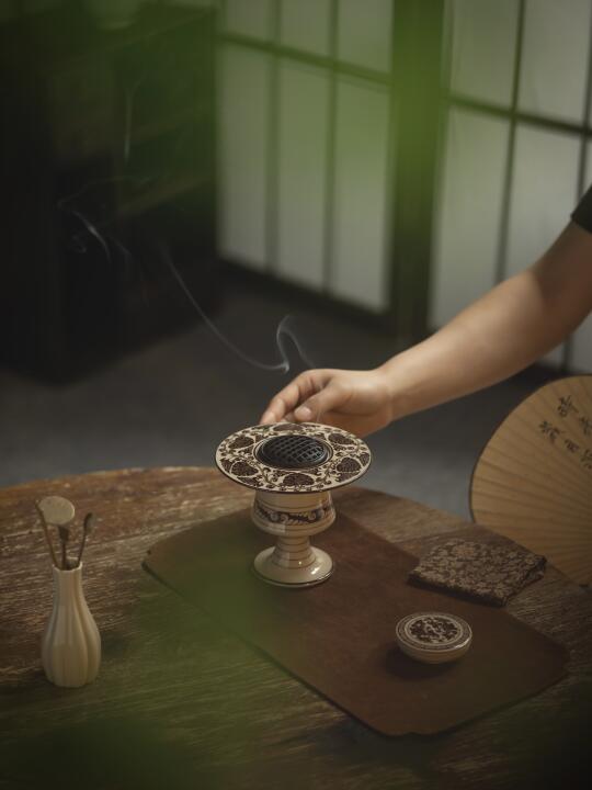 褐彩勾古韵｜仿磁州窑褐彩行炉