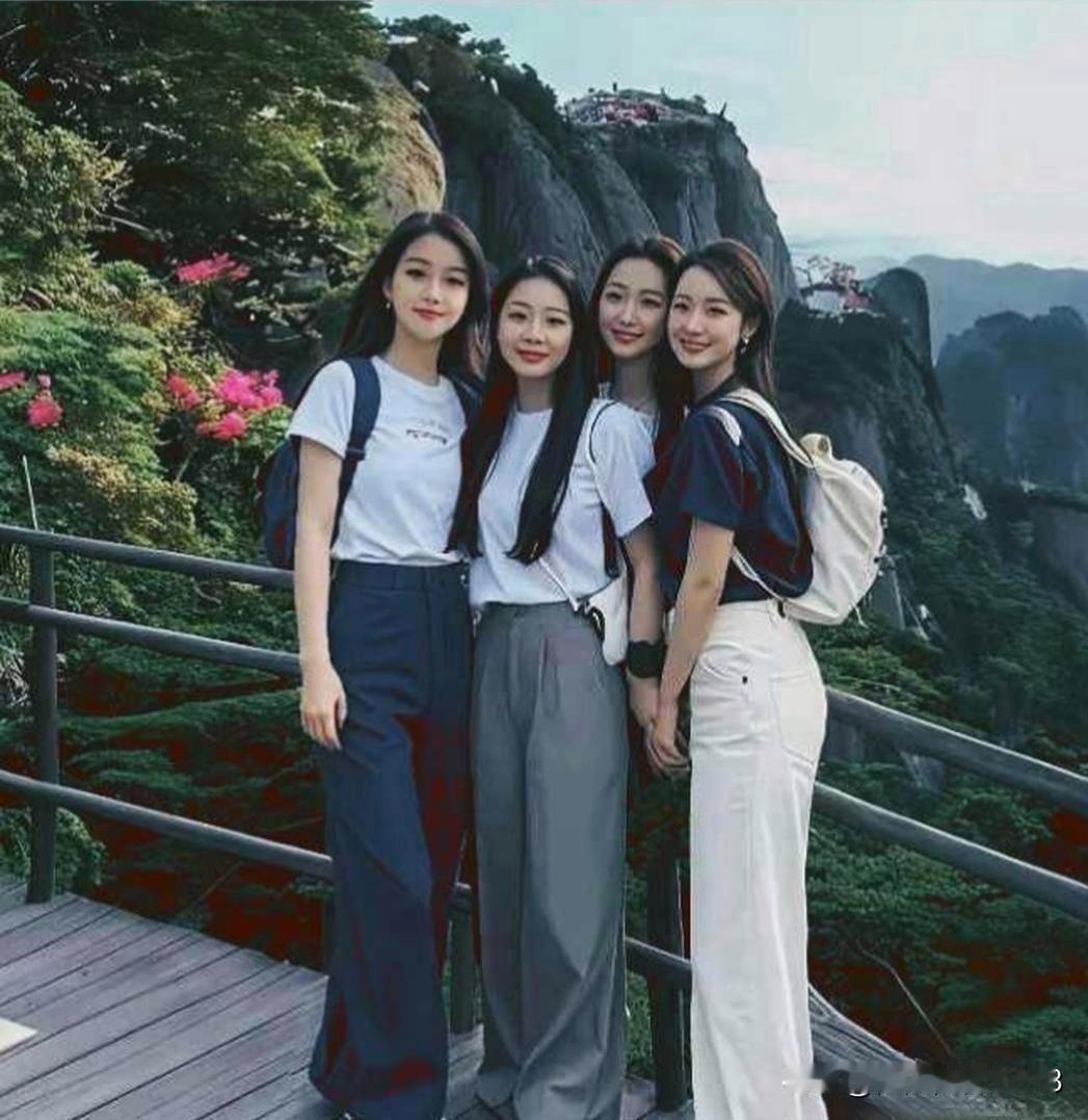 不知道是不是我个人的偏好，我总感觉女孩子穿白裤子，氛围感一下子就上来了！
 
白