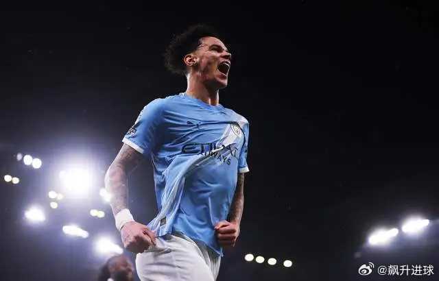 3-0！哈兰德连场闪耀，7200万先生7战4球，曼城大胜紧咬枪手北京时间2月12