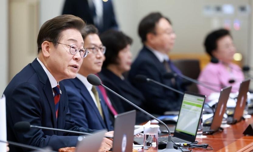 李在明硬刚驻韩美军，韩国军力稳居世界第五，中国台海再传佳音，近期的国际局势看点十