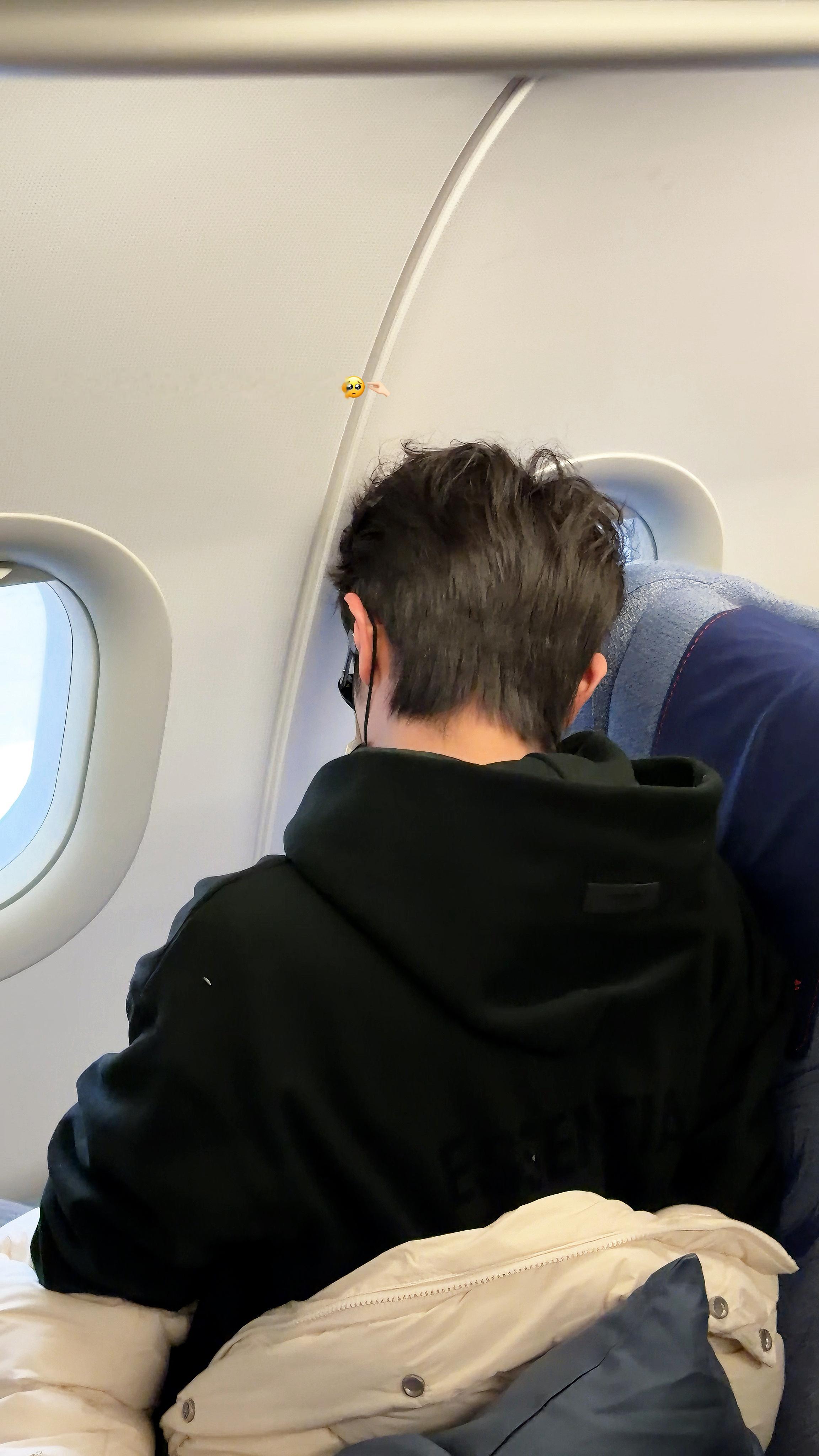 小兔子乖乖 ᕱ⑅ᕱ 