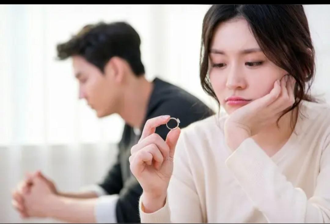 标题：老婆背叛后突遇意外，家庭瞬间崩塌，真相令人心碎

李大爷今年六十有五，平日