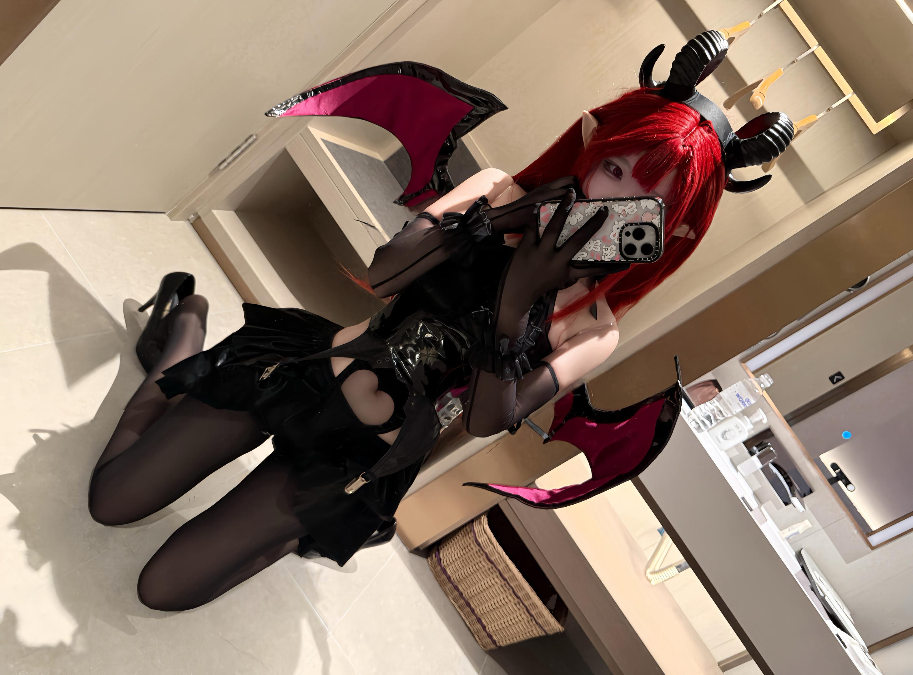 碧蓝航线希尔德加德