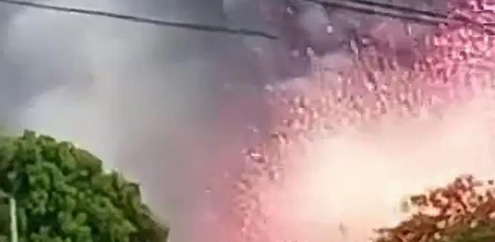 5月31日下午两点多，缅甸那边突然传来一声巨响，震得边境这边的窗户都在颤。在掸邦