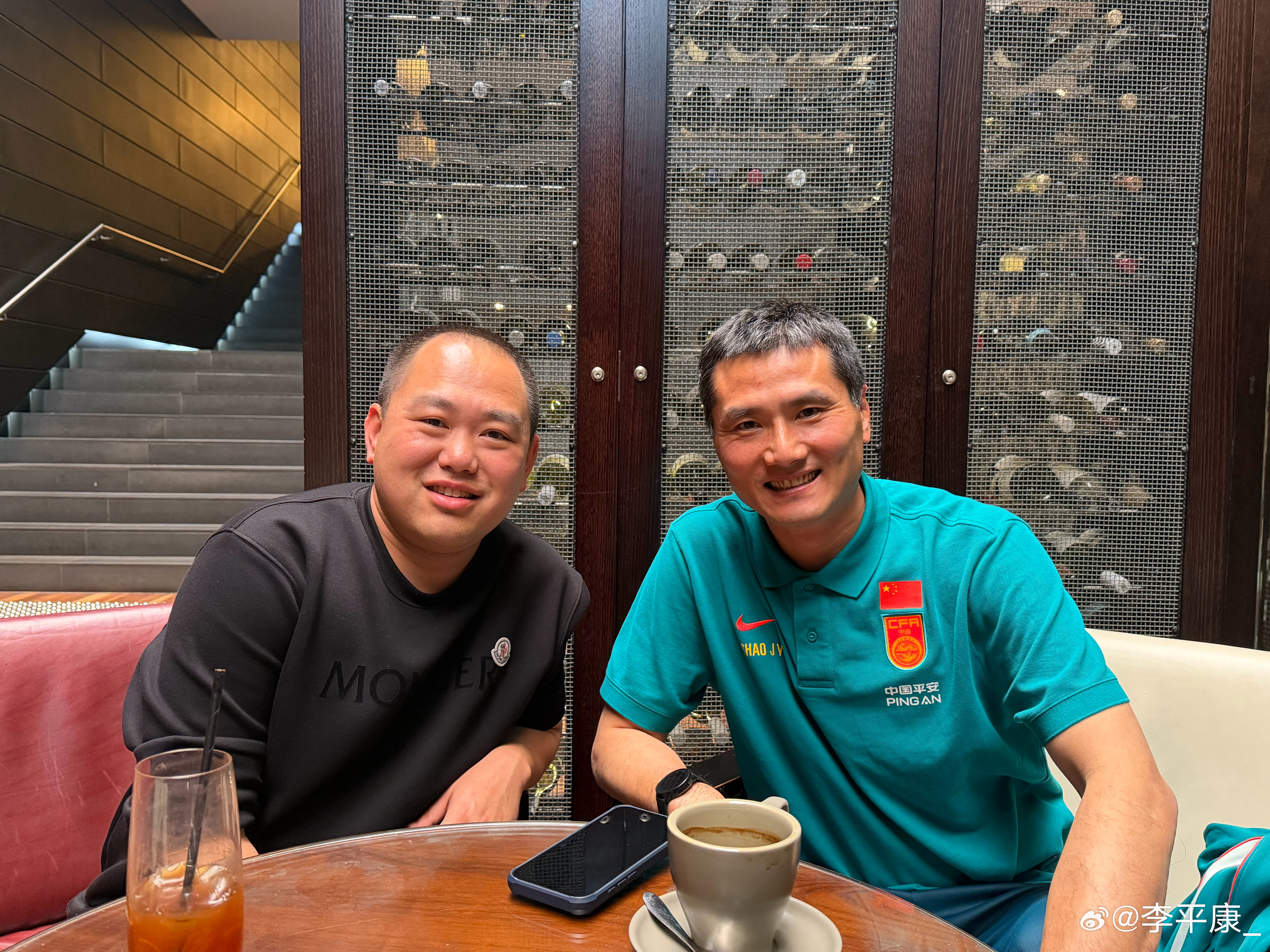 国家队在我们心中永远有特殊的分量！顺便要点赞一下新一届国足真的纪律很严明，本来想