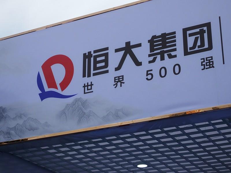 许家印一审被判无期你怎么看
8月20日，深圳中院一审宣判许家印无期徒刑，没收个人