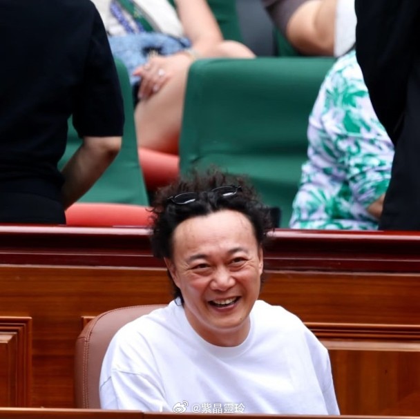 【On.cc】陳奕迅演藝騷尾場炒到13,000蚊　樂迷鼓譟嗌離譜天王陳奕迅（Ea