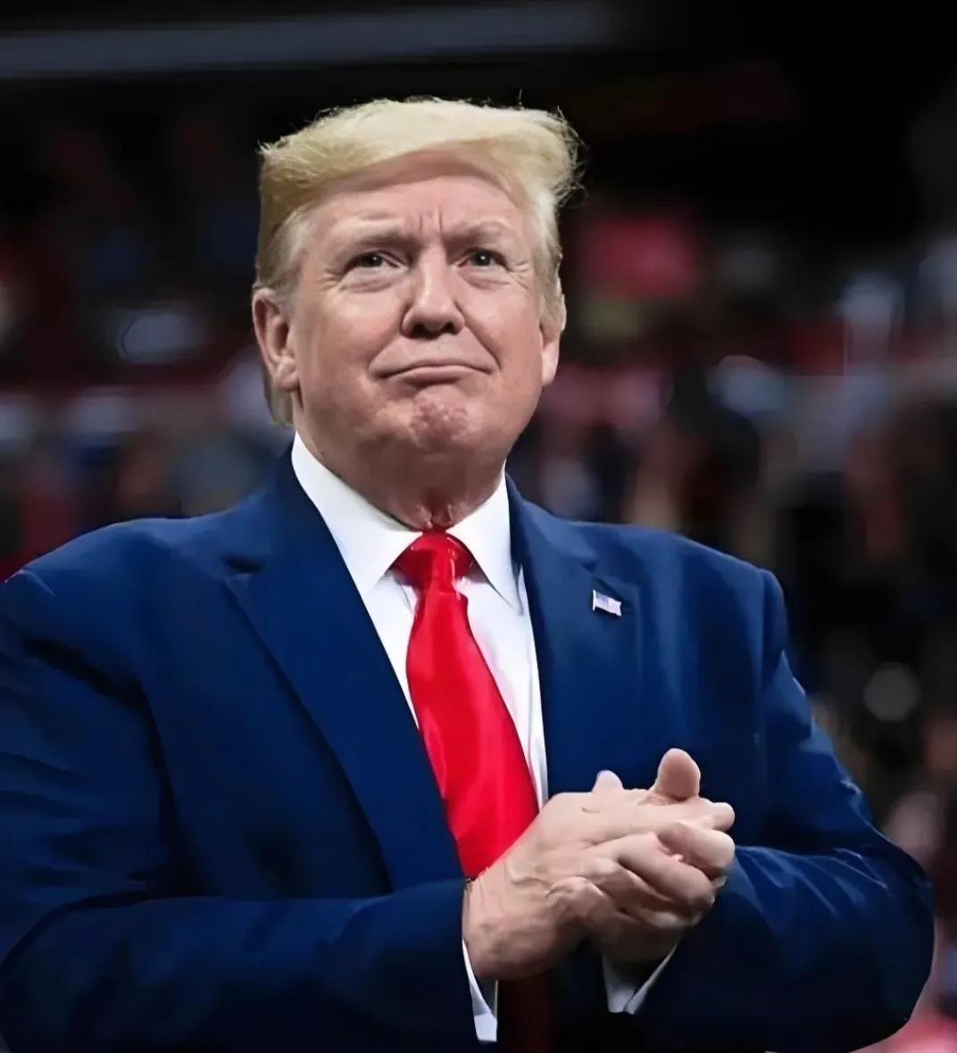 就在刚刚
美国彻底坐不住

        中国发行美元美债，美国慌了！这次轮到