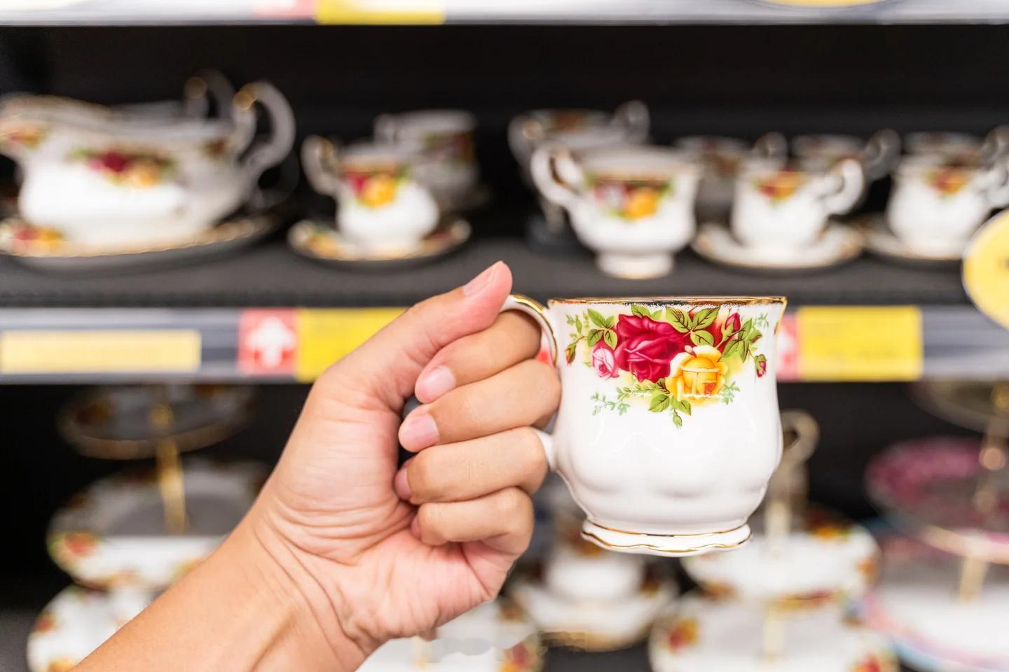 美国销售的多种茶杯、盘子与碗铅含量呈阳性 一段在社交媒体疯传的视频引发公众对家居