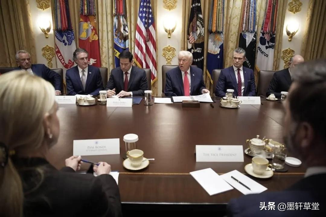 霸权落幕：国际秩序的阵痛与新生
 
美国霸权若走向崩塌，绝非世界陷入无序的灾难，